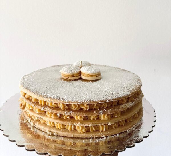 Torta de Alfajor con dulce de leche